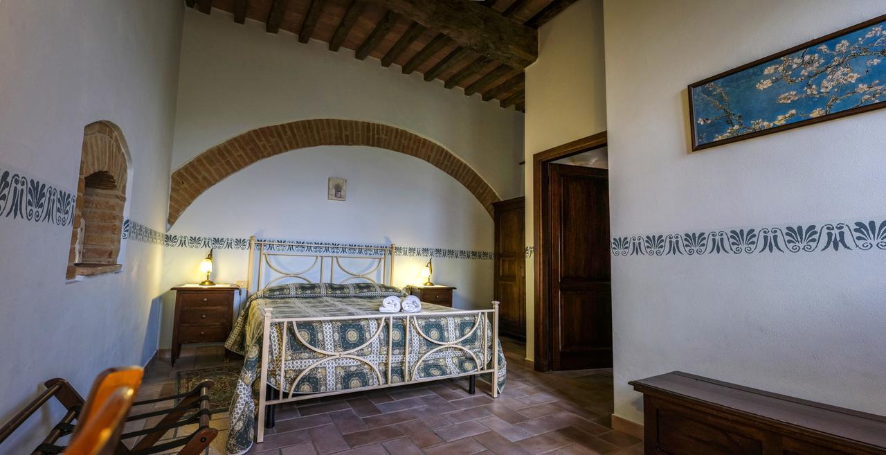 Agriturismo Casale Dei Frontini San Terenziano Exteriör bild